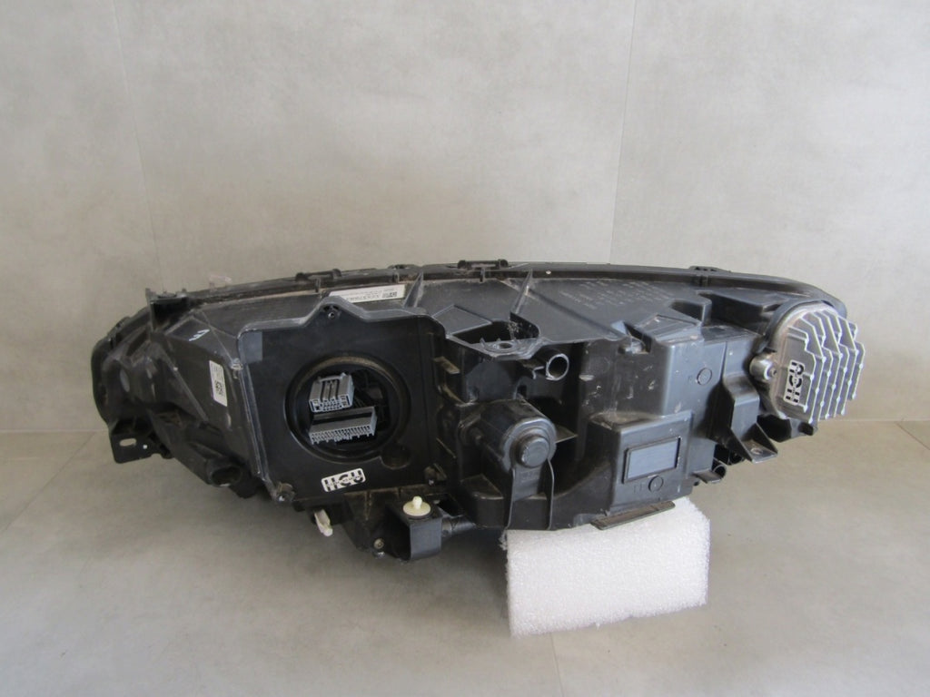 Prednji far VOLVO V90 S90 LED MID 16- RH desni 32337683