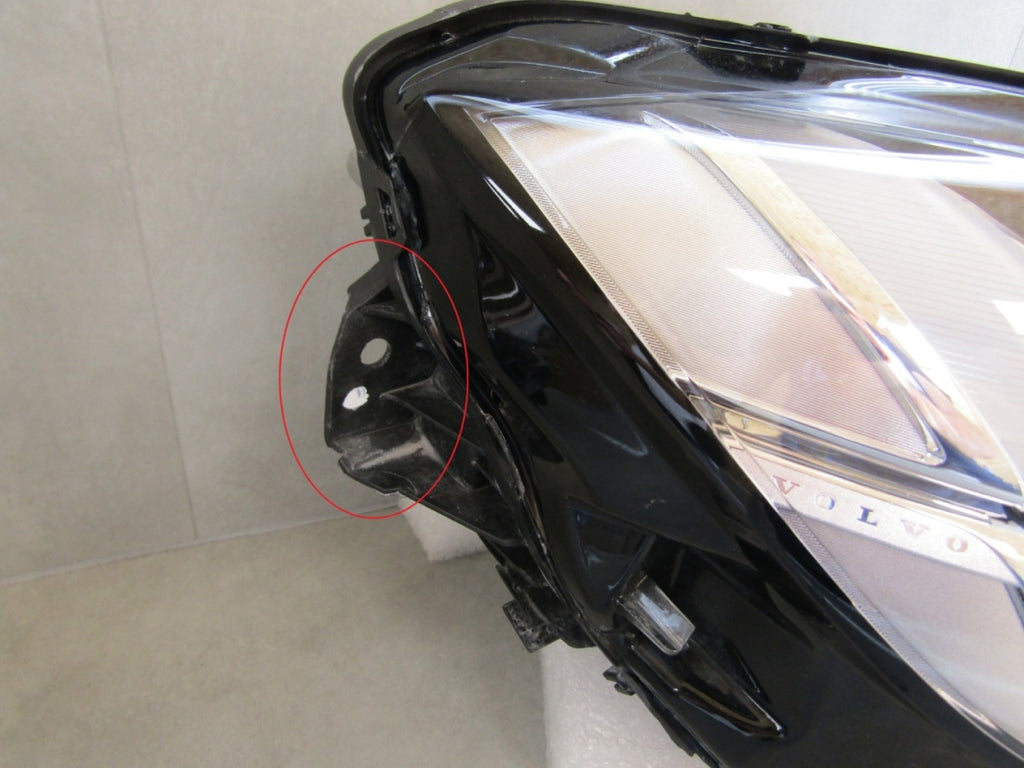 Prednji far VOLVO V90 S90 LED MID 16- RH desni 32337683
