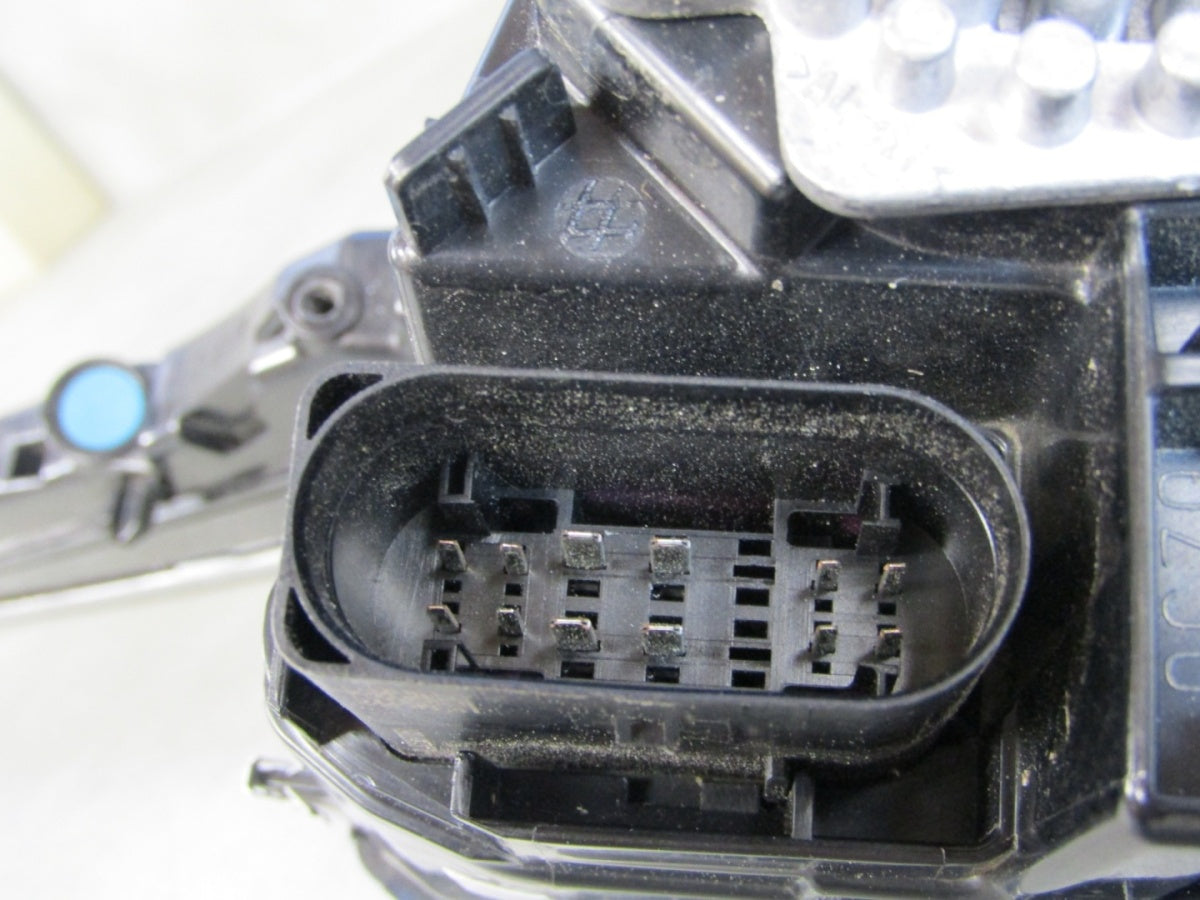 LAMPA LED DRL VOLKSWAGEN TOUAREG III LIFT RH desni 23- 761941056