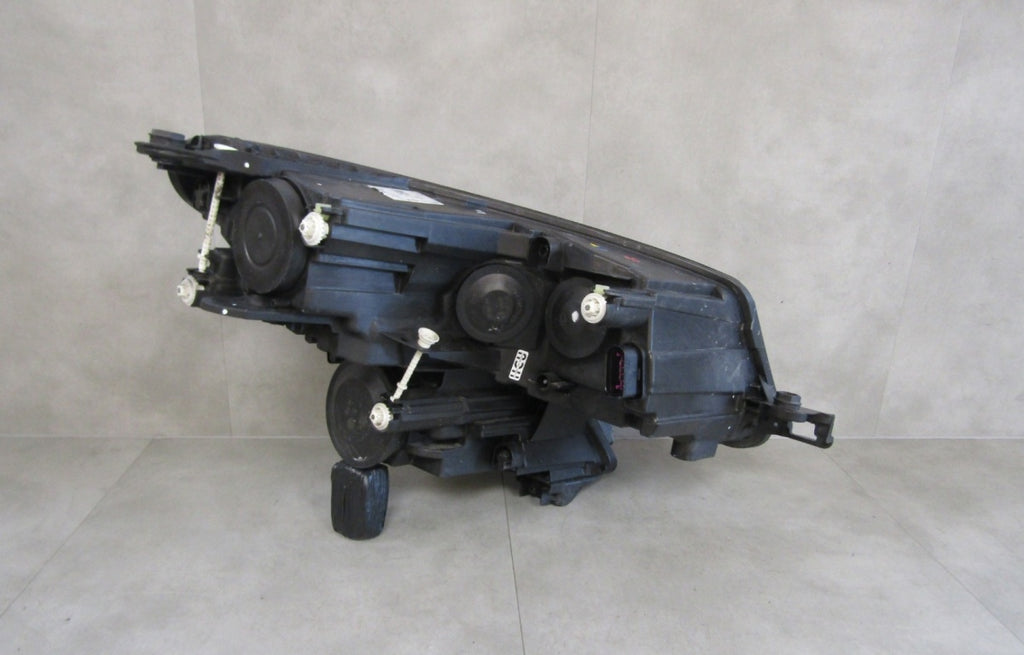 Prednji far SKODA KODIAQ 566 halogen Z LED 16-21 LH lijevi 566941015B