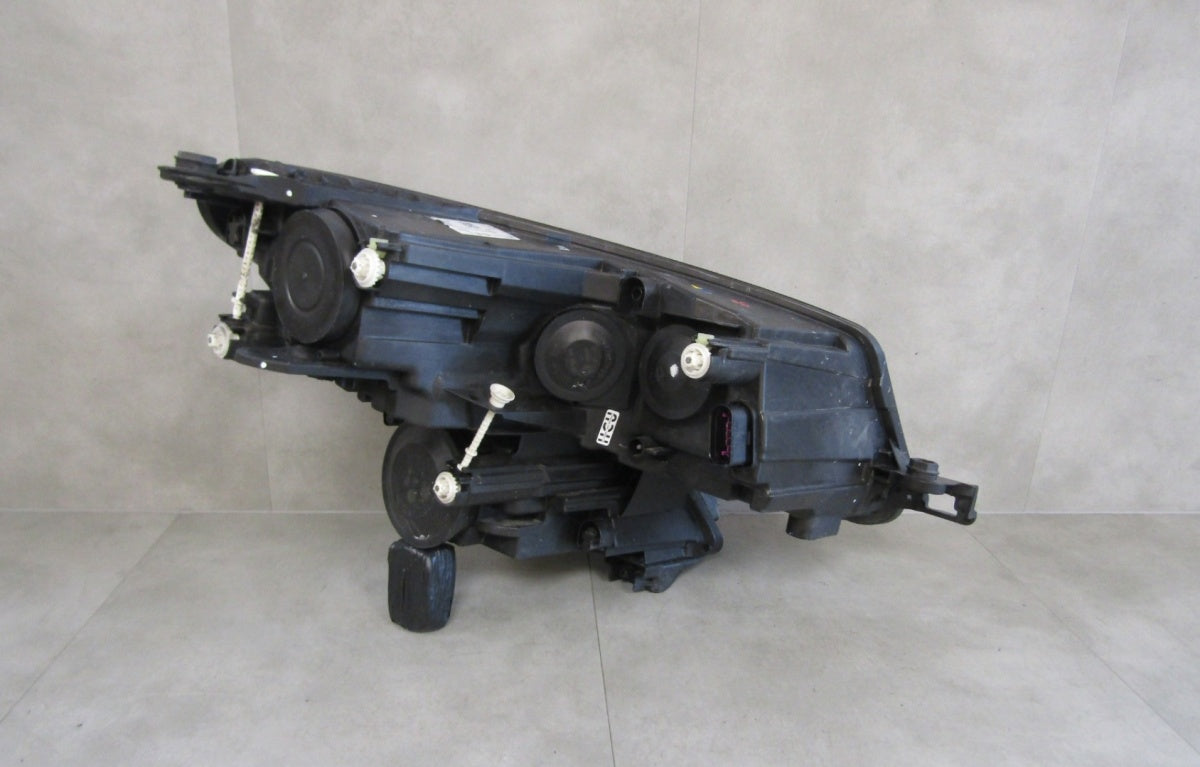 Prednji far SKODA KODIAQ 566 halogen Z LED 16-21 LH lijevi 566941015B