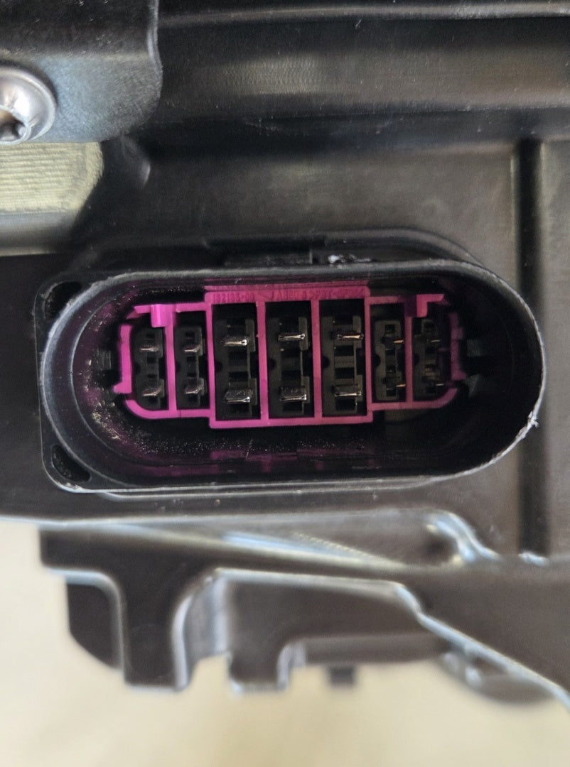 Prednji far AUDI A6 C7 LIFT FULL LED 14-18 LH lijevi 4G0941033K