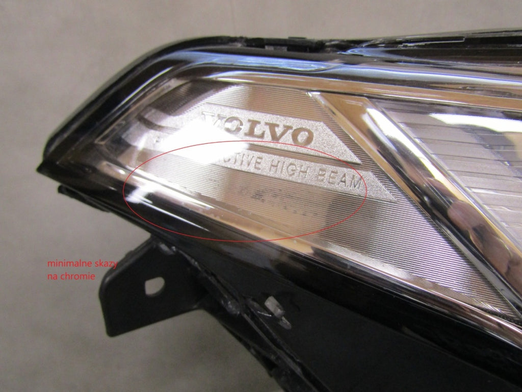Prednji far VOLVO XC90 II FULL LED ACTIVE HIGH BEAM 14-24 RH desni