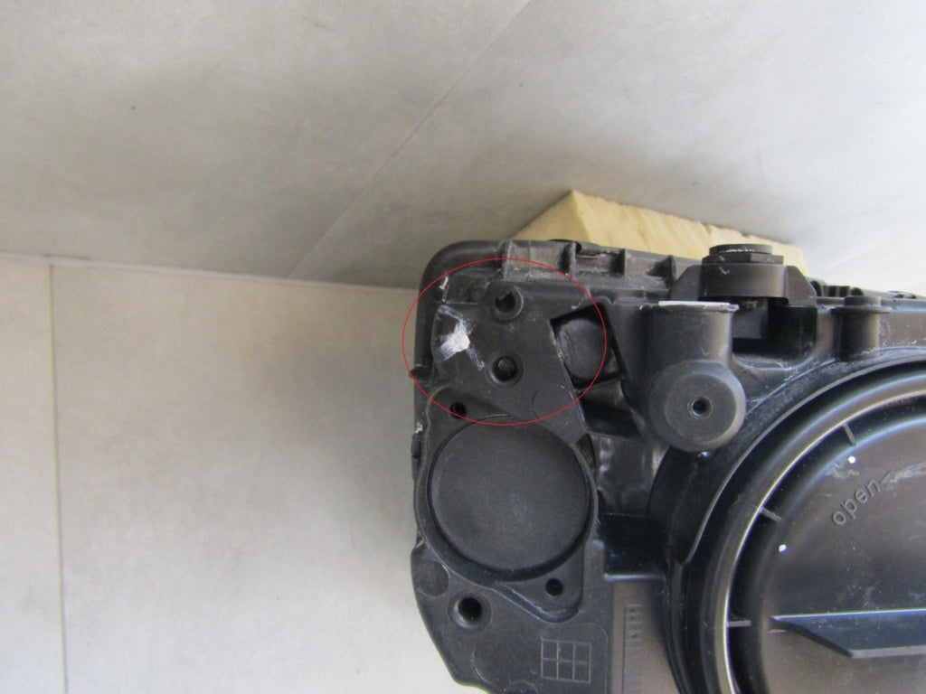 Prednji far SKODA OCTAVIA 3 III xenon zakretni 12-16 LH lijevi
