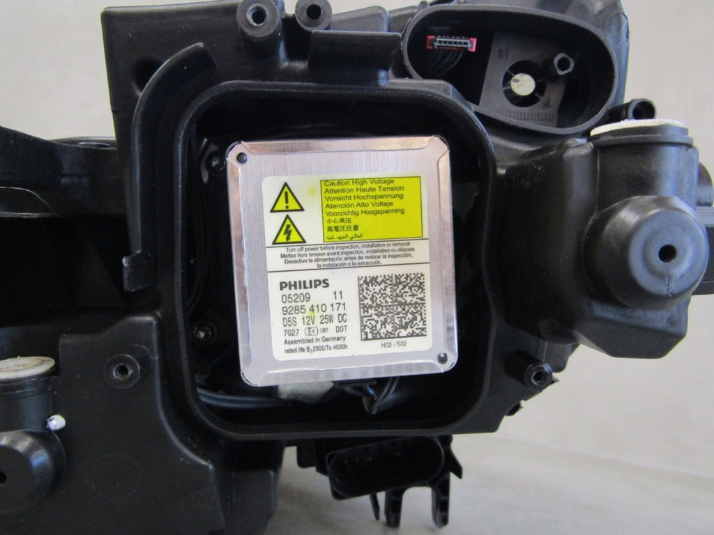 Prednji far AUDI A5 8W6 xenon nezakretni 16-19 8W6941006 RH desni