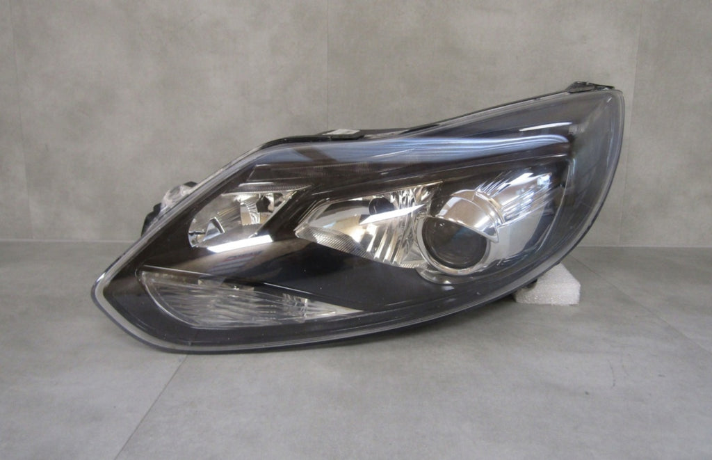 Prednji far FORD FOCUS MK3 RS ST 10-14 xenon nezakretni LH BM51-13D155-GC