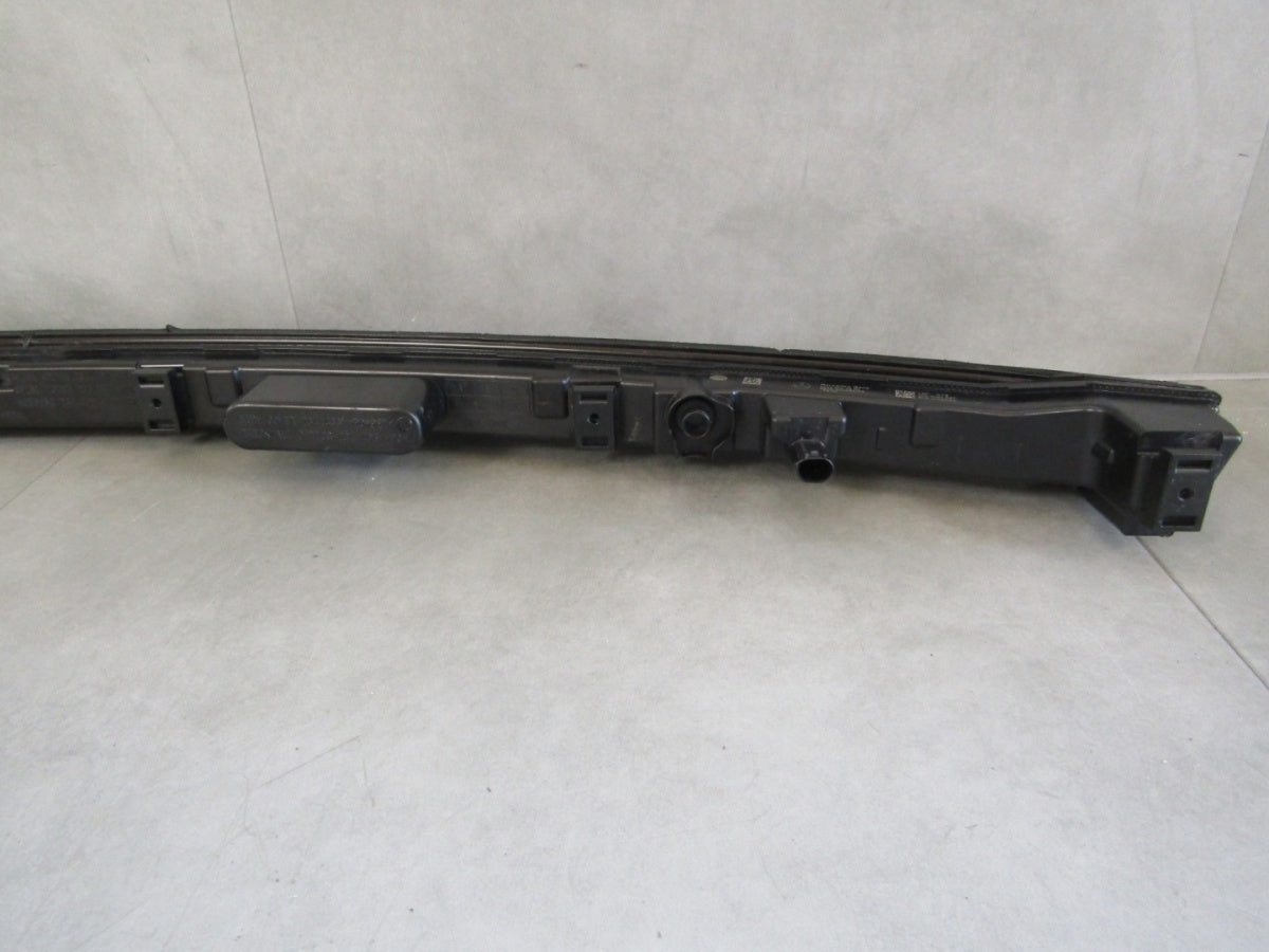 Prednji far BLENDA MERCEDES EQA 243 W243 LED DRL 21- A2439063200