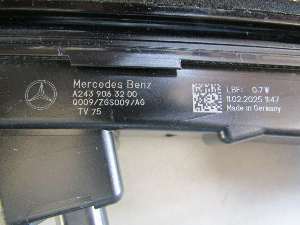 Prednji far BLENDA MERCEDES EQA 243 W243 LED DRL 21- A2439063200