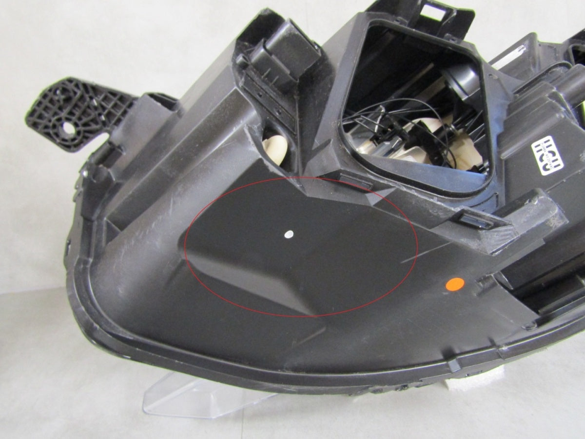 Prednji far CITROEN JUMPY III 3 16-23 VIVARO halogen 19-23 RH desni VARROC