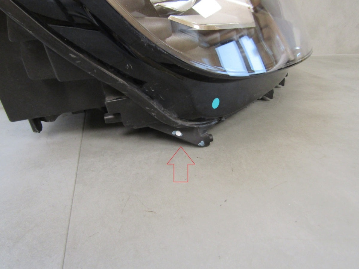 Prednji far VOLKSWAGEN SHARAN 2 II LIFT xenon zakretni 15-22 RH 7N1941034D