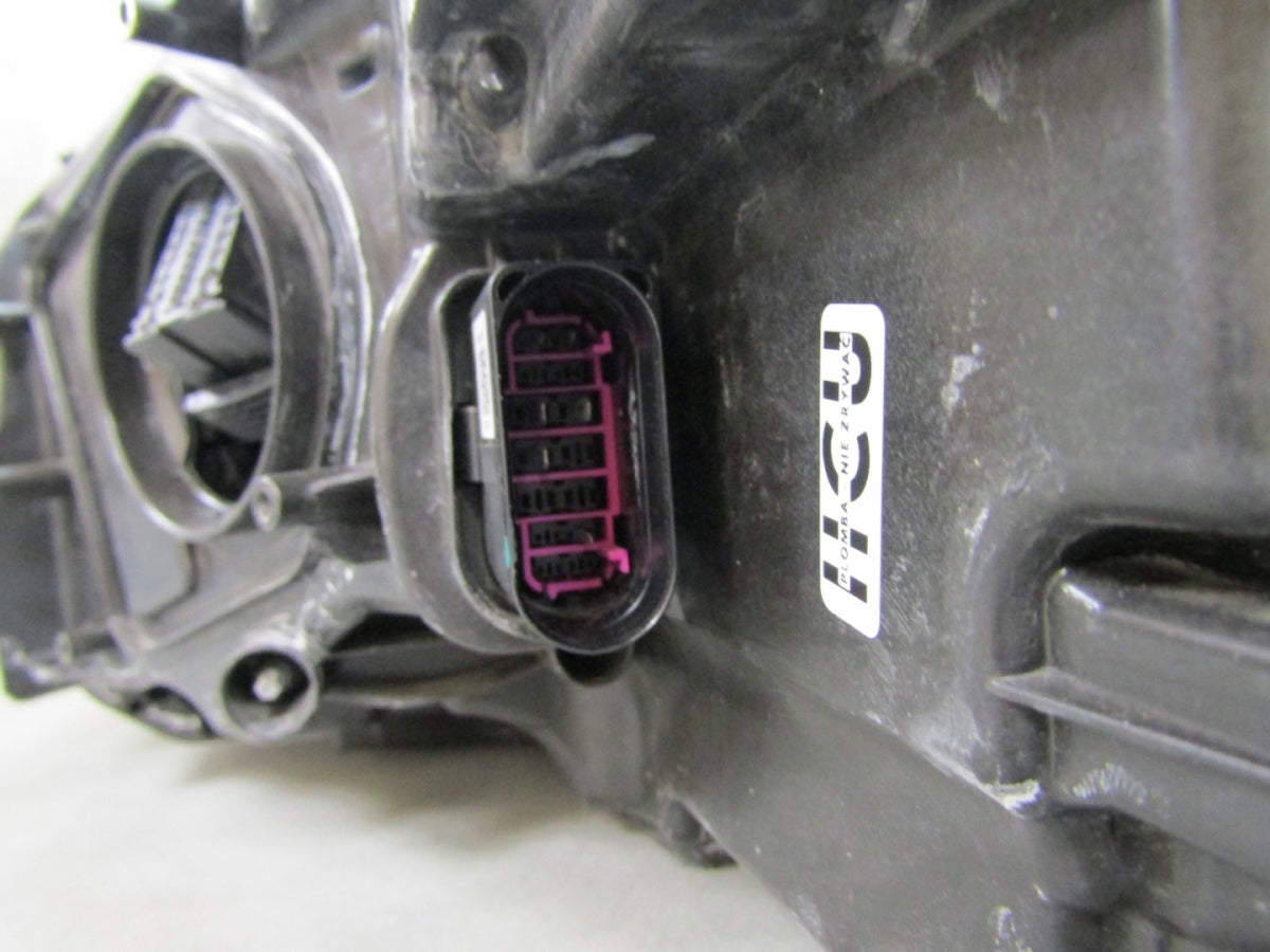 Prednji far VOLKSWAGEN GOLF 7 VII GTE LIFT FULL LED 16-20 RH 5G1941082F
