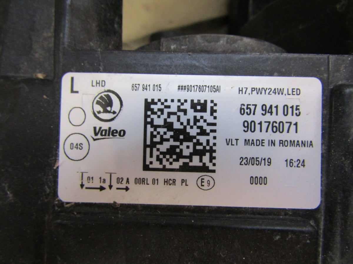 Prednji far SKODA SCALA LED 19-23 lijevi LH 657941015