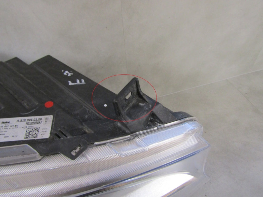 Prednji far MERCEDES SPRINTER W910 W907 halogen 18- RH A9109060100