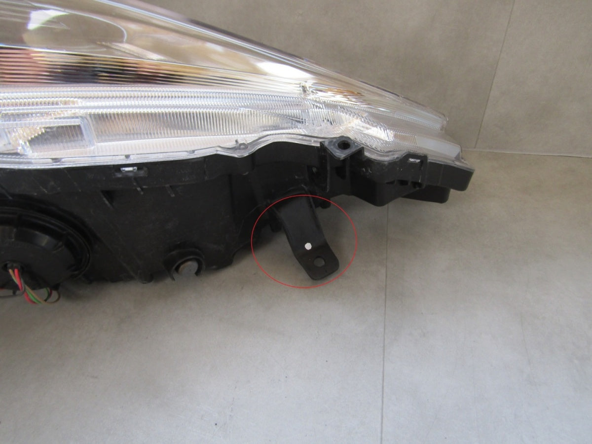 Prednji far NISSAN LEAF I LED LH lijevi 10-17