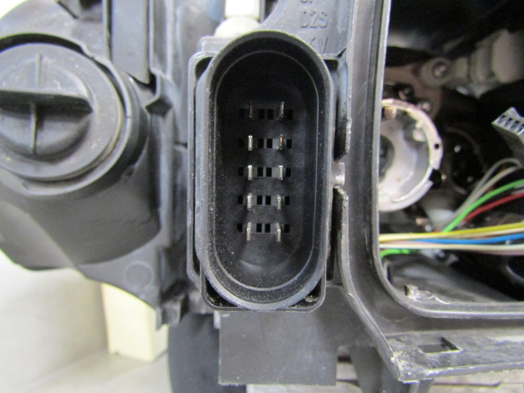 Prednji far AUDI A3 8P xenon 03-08 LH lijevi 8P0941029M
