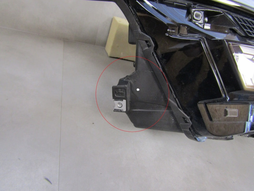 Prednji far NISSAN QASHQAI 3 III J12 21-24 LED ADAPTIVE RH desni 100-8D02J
