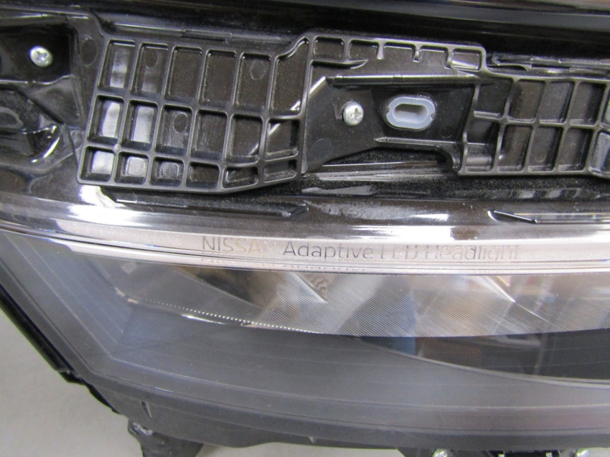 Prednji far NISSAN QASHQAI 3 III J12 21-24 LED ADAPTIVE RH desni 100-8D02J