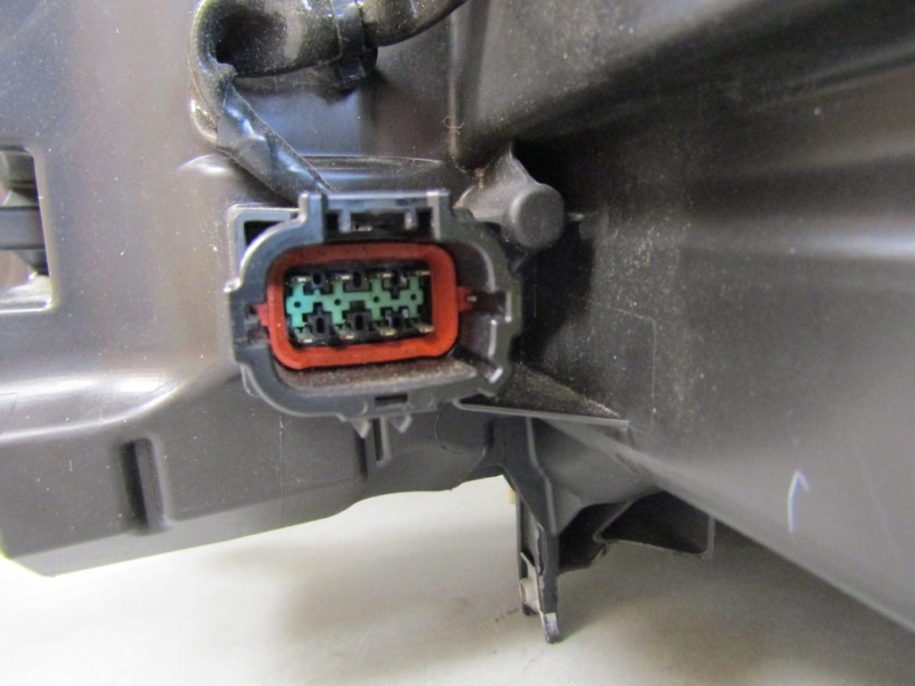 Prednji far NISSAN QASHQAI 3 III J12 21-24 LED ADAPTIVE RH desni 100-8D02J