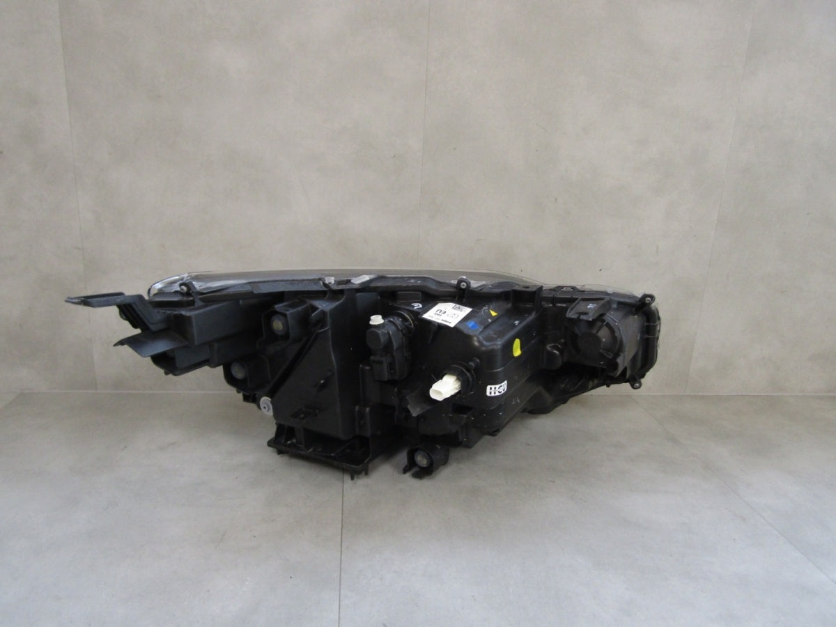 Prednji far TOYOTA YARIS CROSS FULL LED 20- LH lijevi