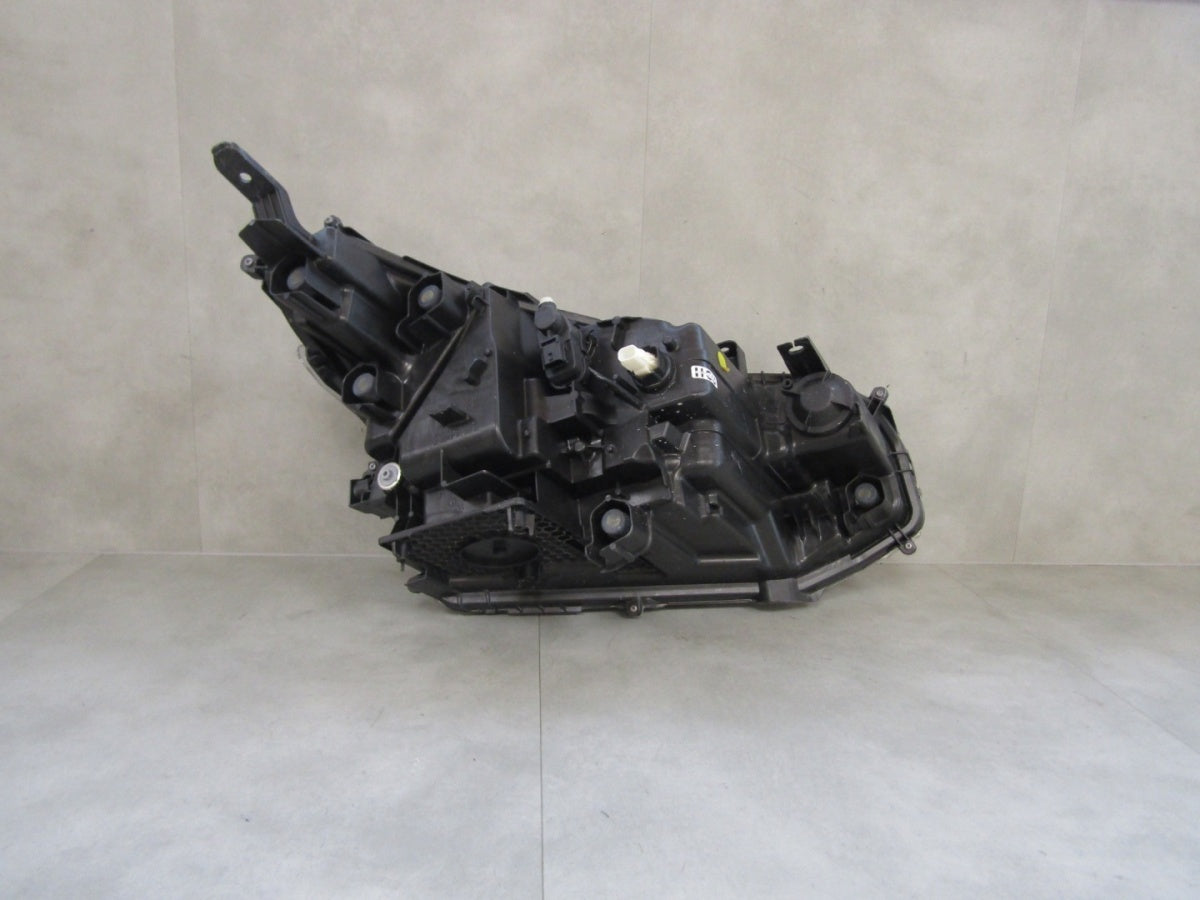 Prednji far TOYOTA YARIS CROSS FULL LED 20- LH lijevi