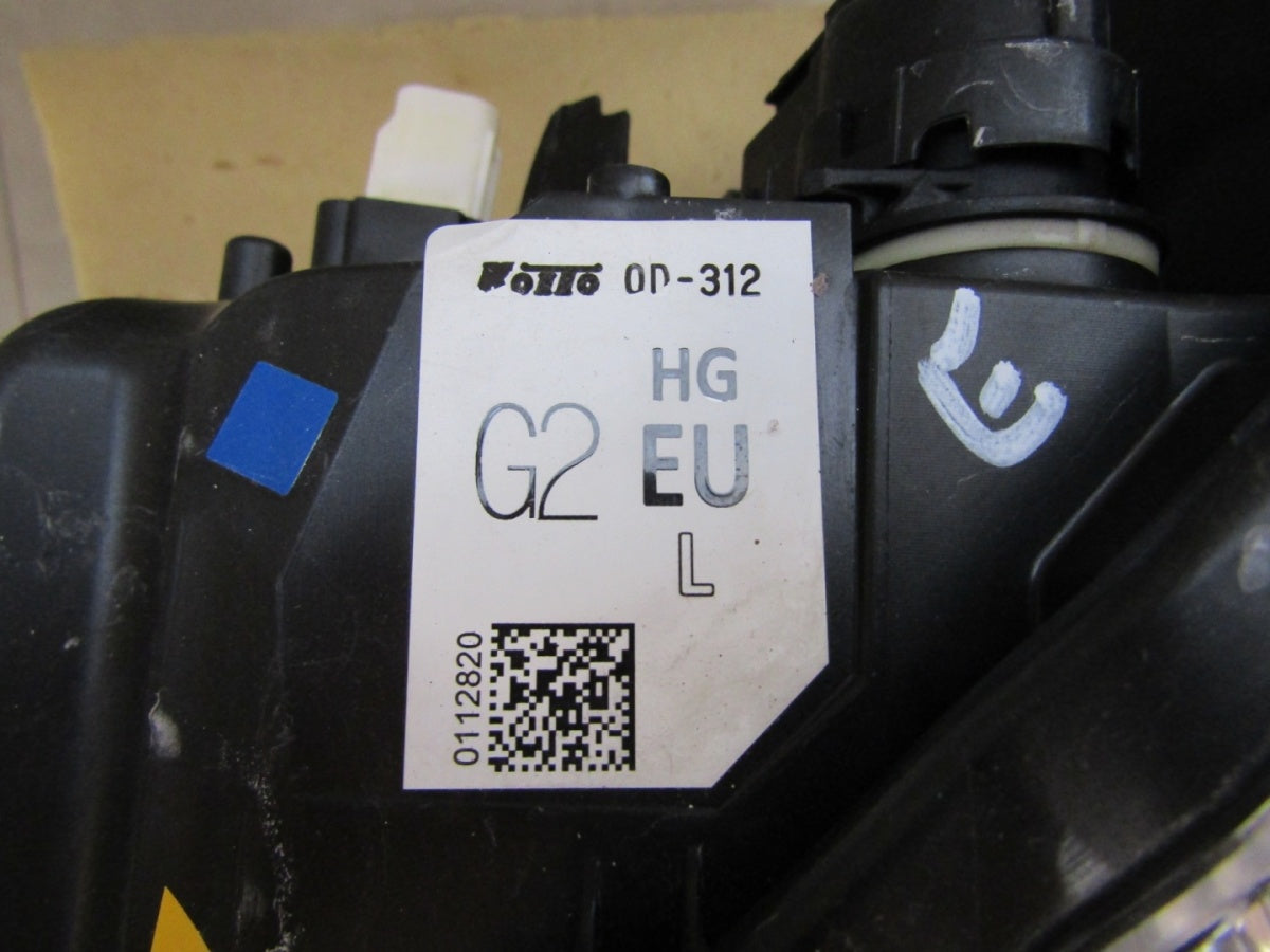 Prednji far TOYOTA YARIS CROSS FULL LED 20- LH lijevi