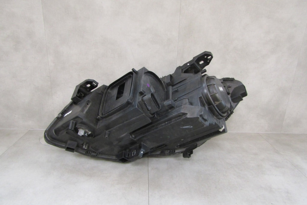 Prednji far MERCEDES CLA W117 xenon nezakretni 13-16 RH A1179065200