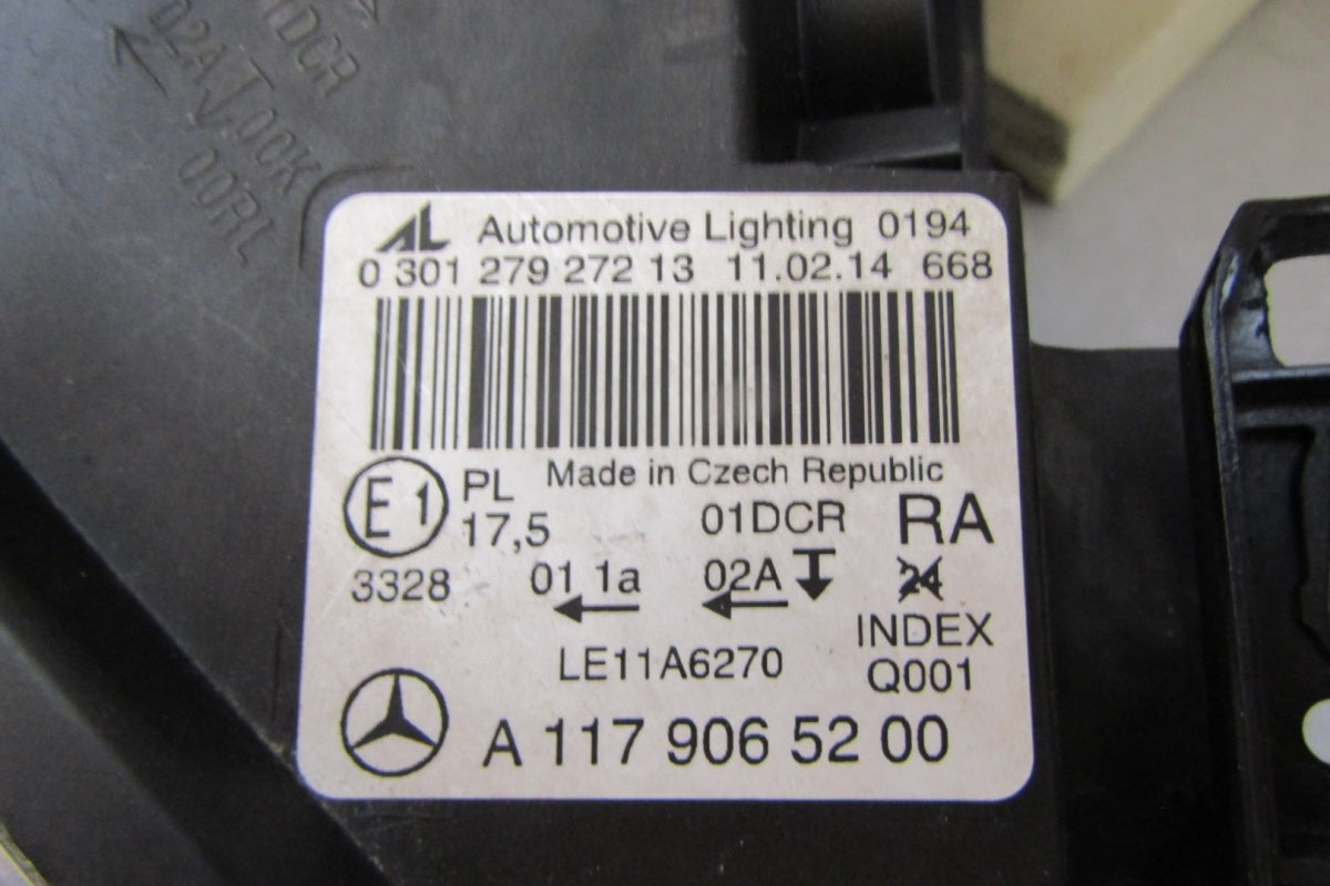 Prednji far MERCEDES CLA W117 xenon nezakretni 13-16 RH A1179065200