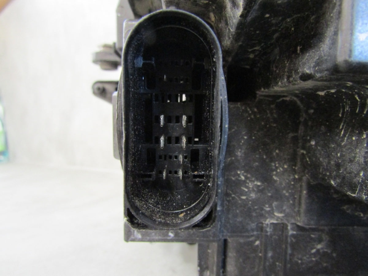 Prednji far VOLKSWAGEN TIGUAN 2 II FULL LED 16-20 RH desni 5NN941082C