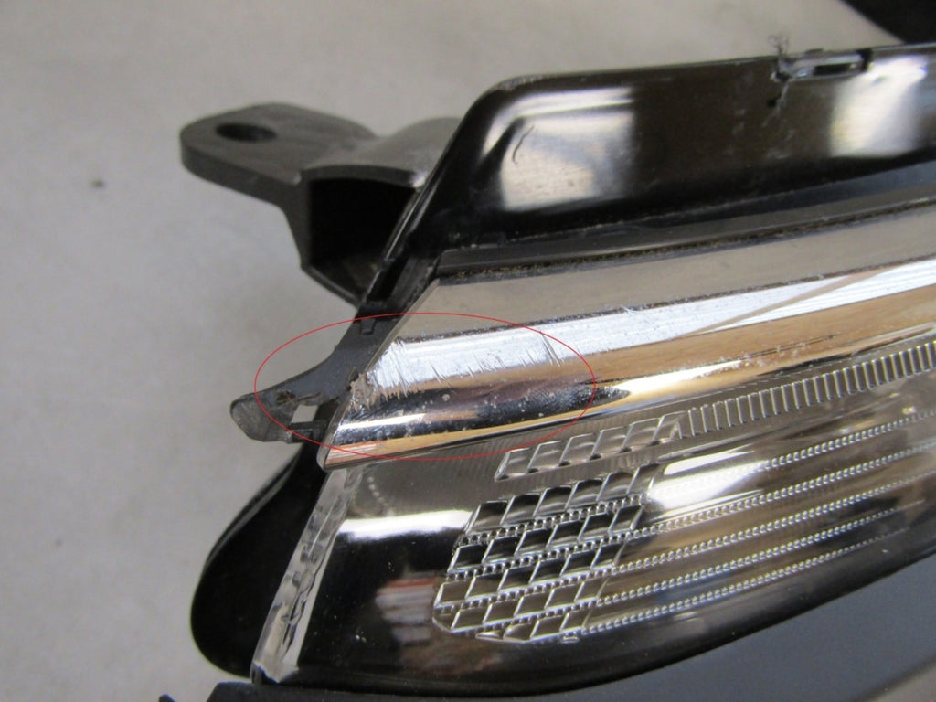 Prednji far CITROEN C3 III halogen DRL LIFT 20-24 lijevi LH 9833480580-03