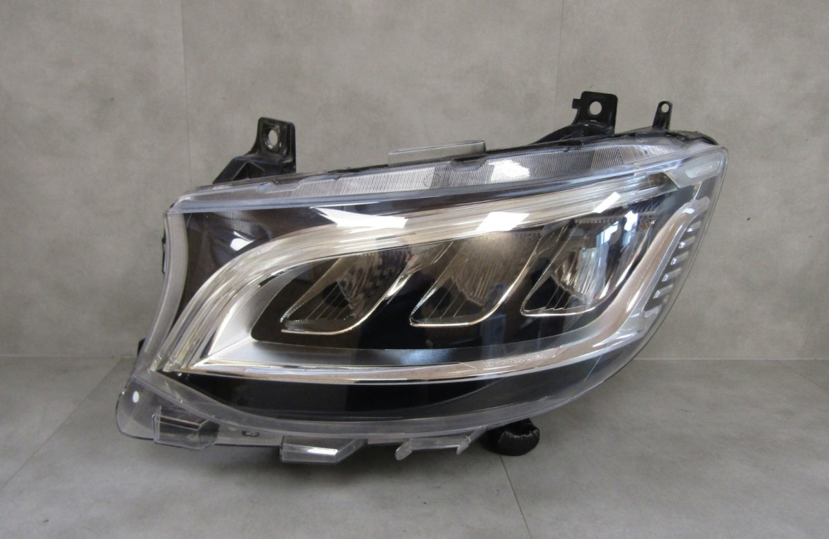Prednji far MERCEDES SPRINTER W910 W907 LED 18- LH A9109065700