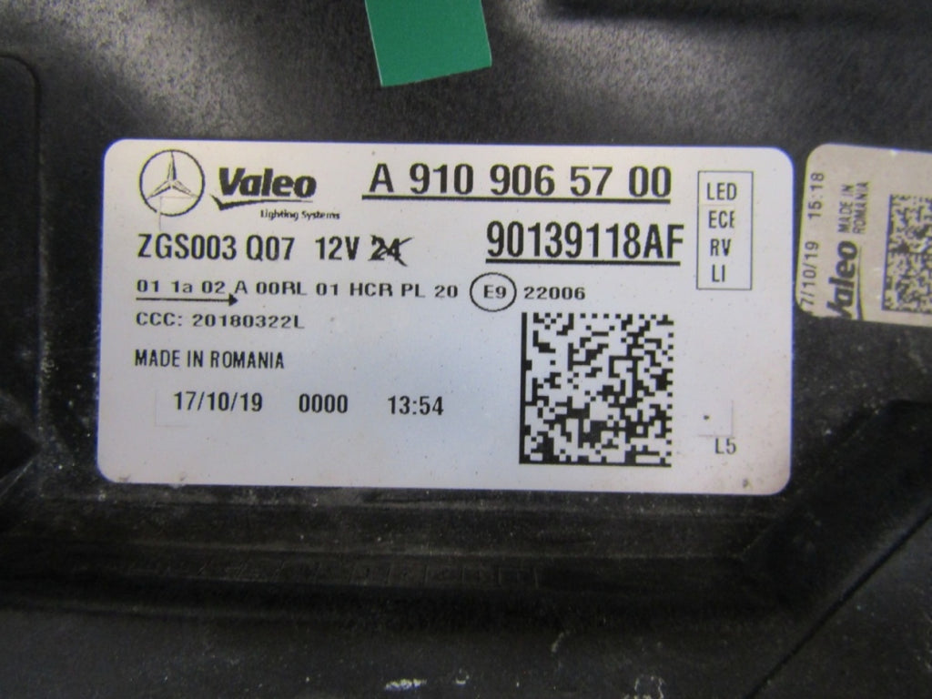 Prednji far MERCEDES SPRINTER W910 W907 LED 18- LH A9109065700
