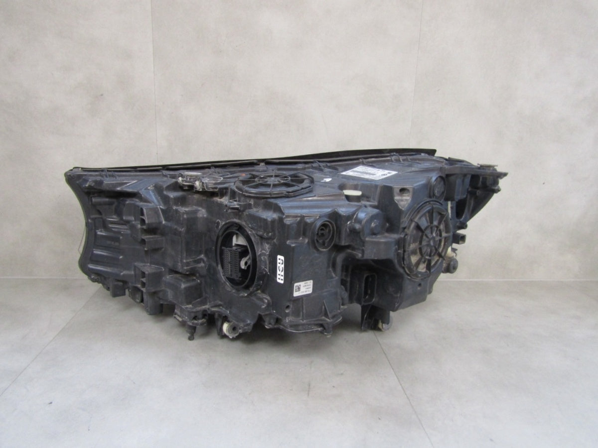 Prednji far BMW 7 G11 G12 LASER 15-19 RH desni 7465606-01