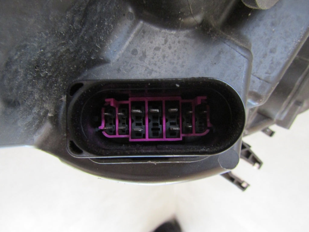 Prednji far AUDI A6 C7 xenon nezakretni LH lijevi 10-14 4G0941005C