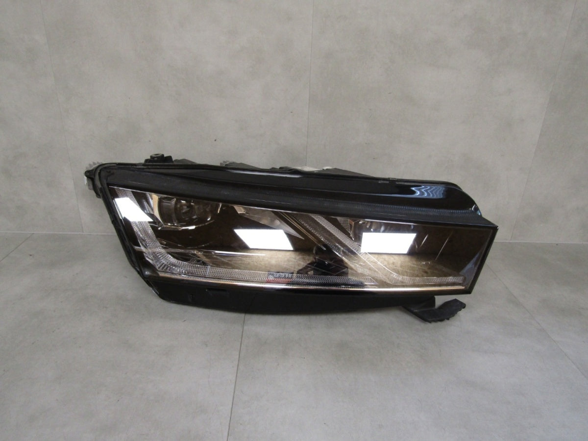 Prednji far SKODA OCTAVIA IV FULL LED 19-24 RH desni 5E4941016A