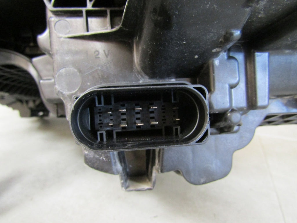 Prednji far VOLVO EX90 FULL LED PIXEL desni RH 22- 32450063