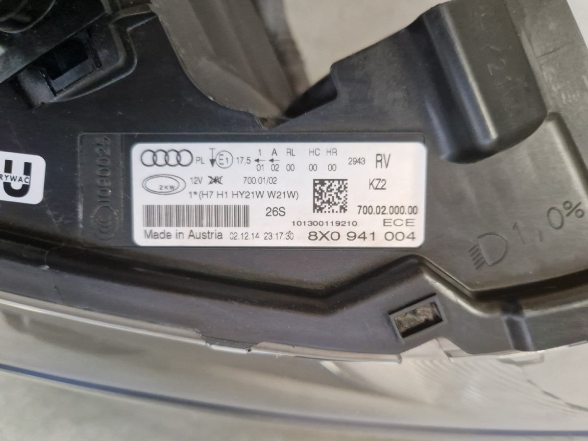 Prednji far AUDI A1 8X0 halogen 10-14 desni RH 8X0941004