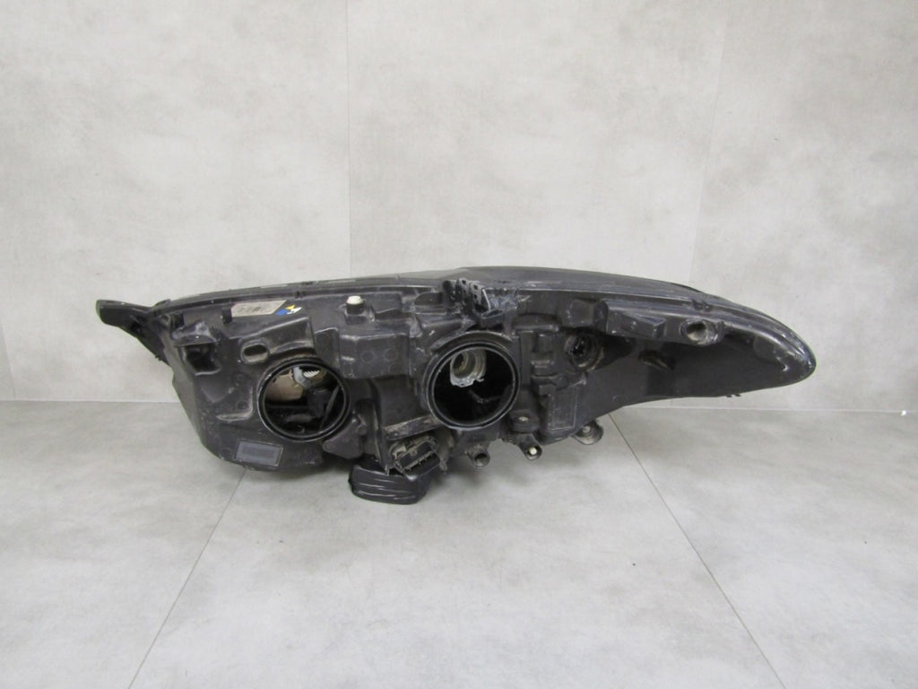 Prednji far FORD MONDEO MK5 halogen sa sočivom RH 14-19 DS73-13W029-AE