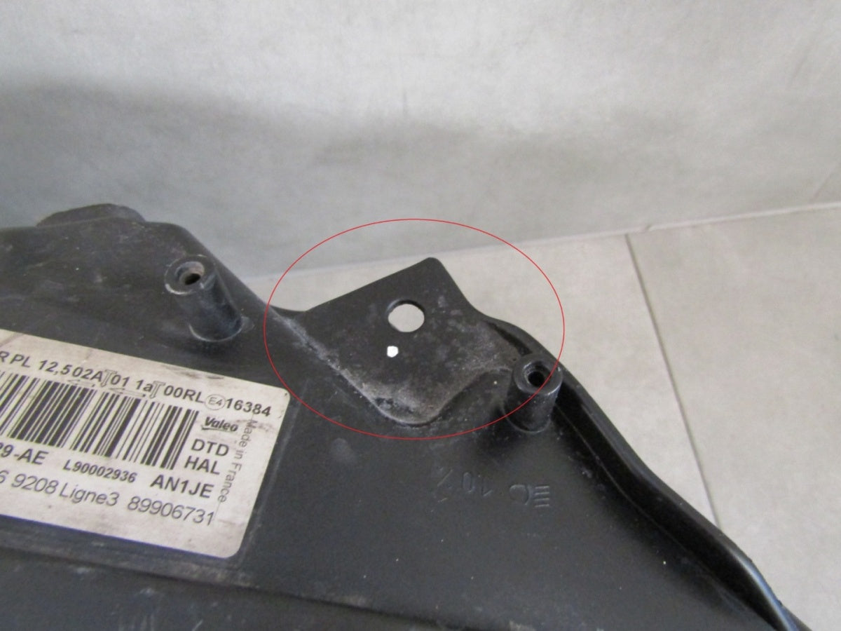 Prednji far FORD MONDEO MK5 halogen sa sočivom RH 14-19 DS73-13W029-AE