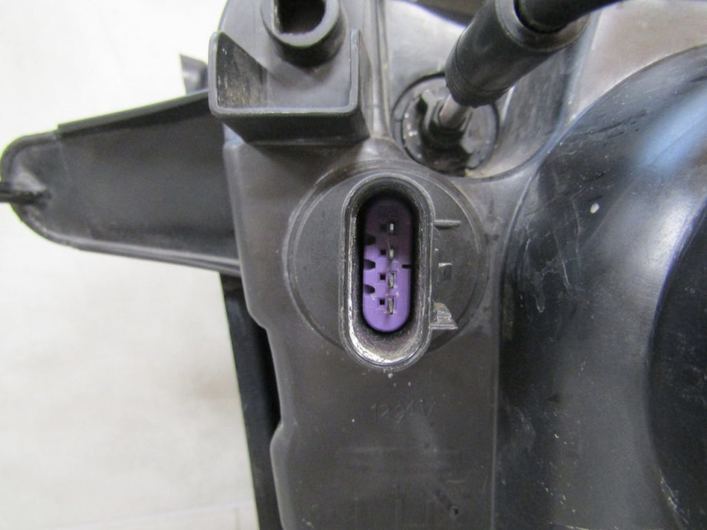 Prednji far CHEVROLET CAMARO V 5 xenon nezakretni LH lijevi 09-15 22959921