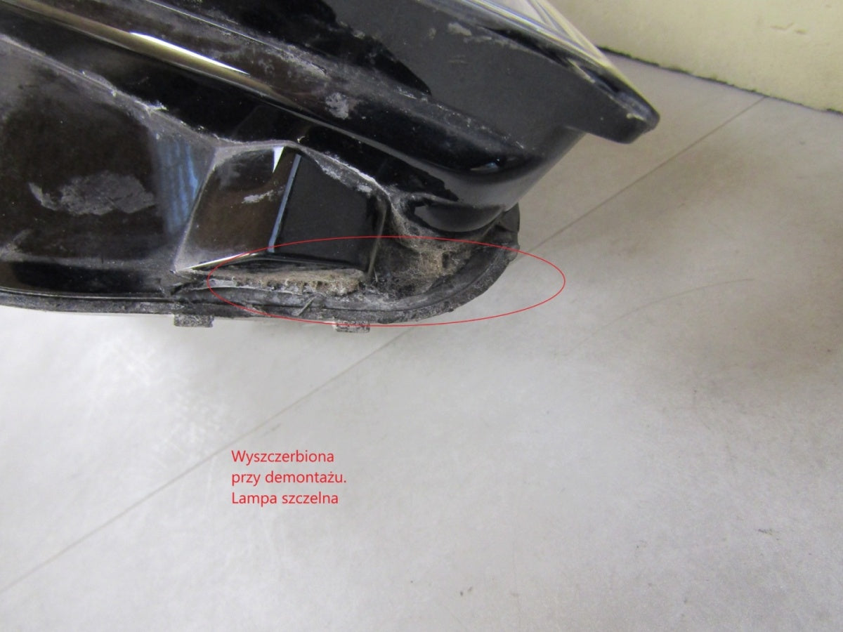 Prednji far OPEL INSIGNIA B halogen Z LED RH desni 17-20 39154595