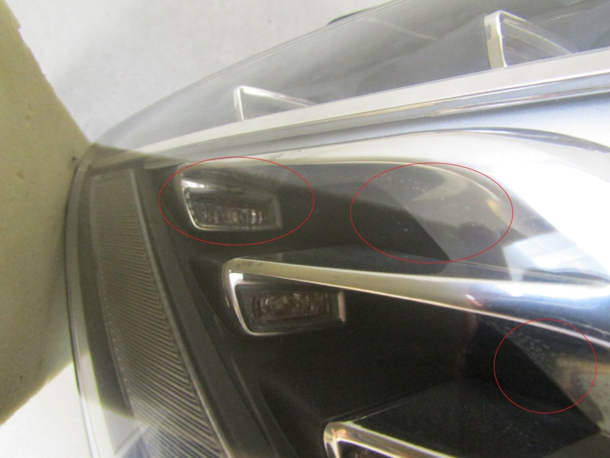 Prednji far Audi Q7 4L LIFT xenon zakretni 09-15 RH desni
