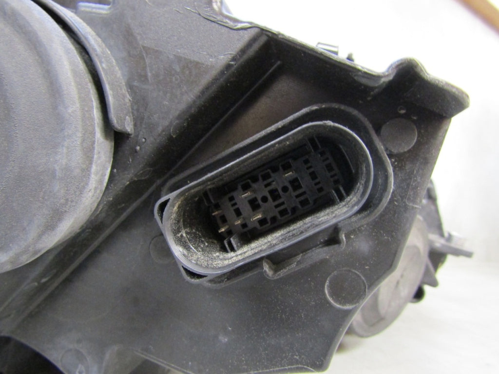 Prednji far VOLKSWAGEN GOLF 8 VIII LED 19-24 KOMPLETNA LH 5H1941005