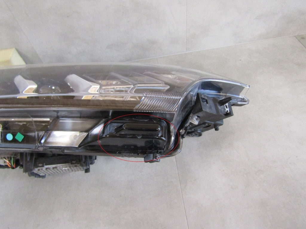 Prednji far MITSUBISHI OUTLANDER III 3 LIFT FULL LED 18- desni RH
