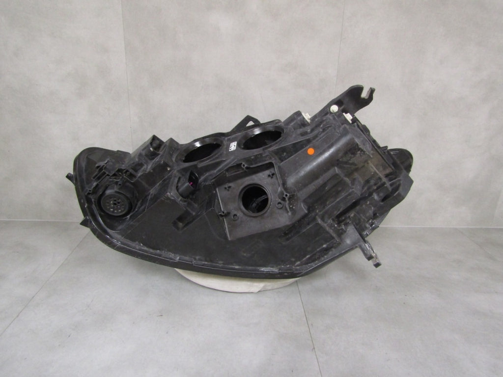 Prednji far AUDI A6 C7 LIFT xenon nezakretni 14-18 RH 4G0941044F