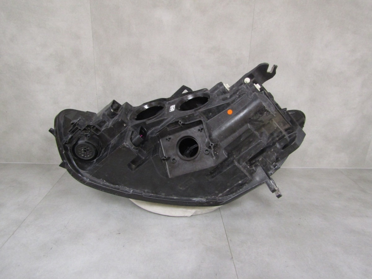 Prednji far AUDI A6 C7 LIFT xenon nezakretni 14-18 RH 4G0941044F