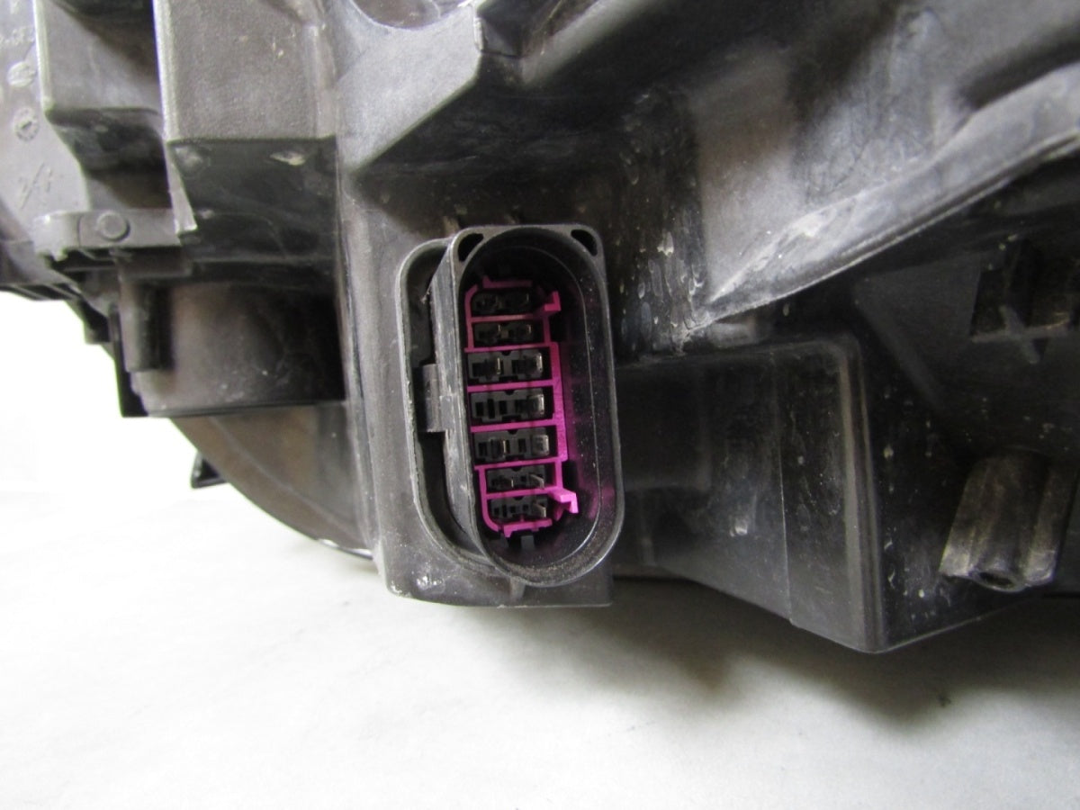 Prednji far AUDI A6 C7 LIFT xenon nezakretni 14-18 RH 4G0941044F