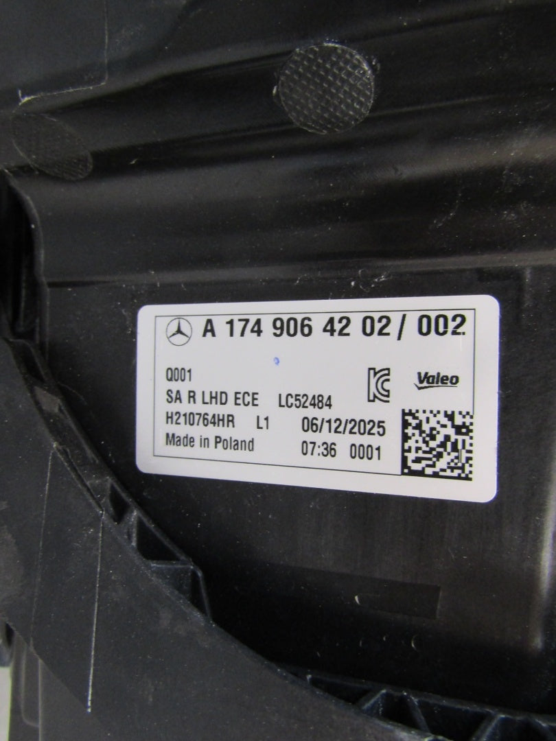 Prednji far MERCEDES CLA W174 MULTIBEAM RH desni 25- A1749064202