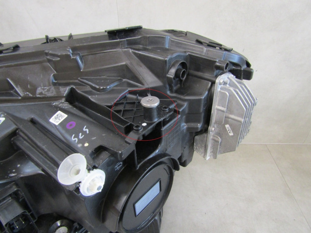 Prednji far MERCEDES EQA EQB FULL LED PERFORMANCE RH 21-24 A2439062801