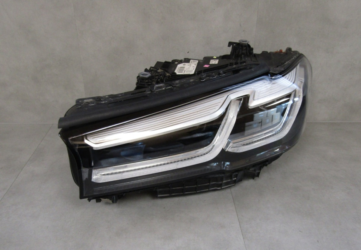 Prednji far BMW 5 G30 G30 LIFT LCI FULL LED 20-24 LH lijevi 9850581-07