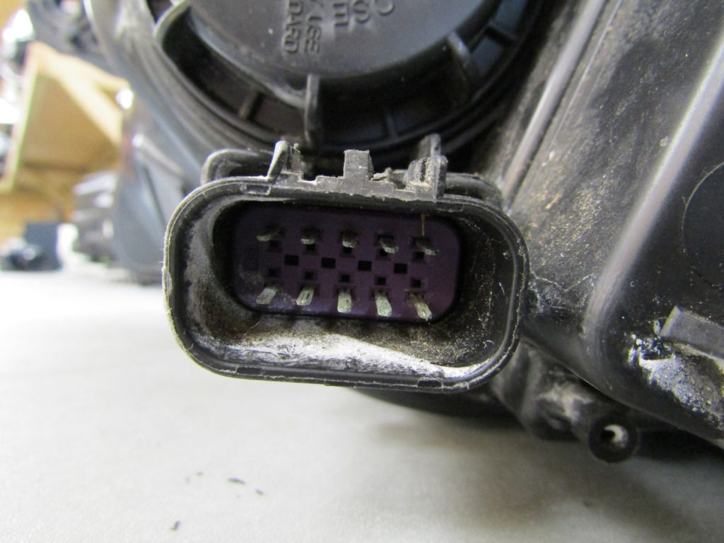 Prednji far Opel Mokka A halogen 12-16 RH desni